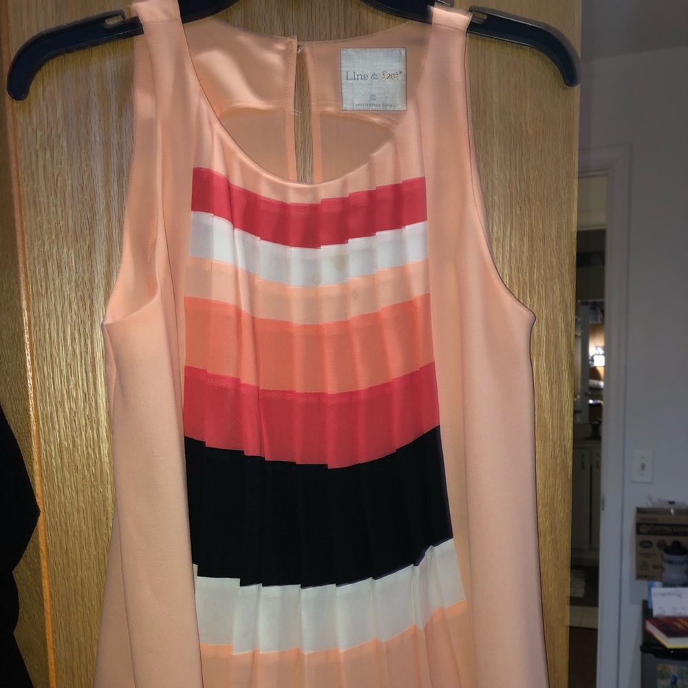 Line and Dot Peach Blouse Tank